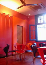 Knightsbrige's Cafe